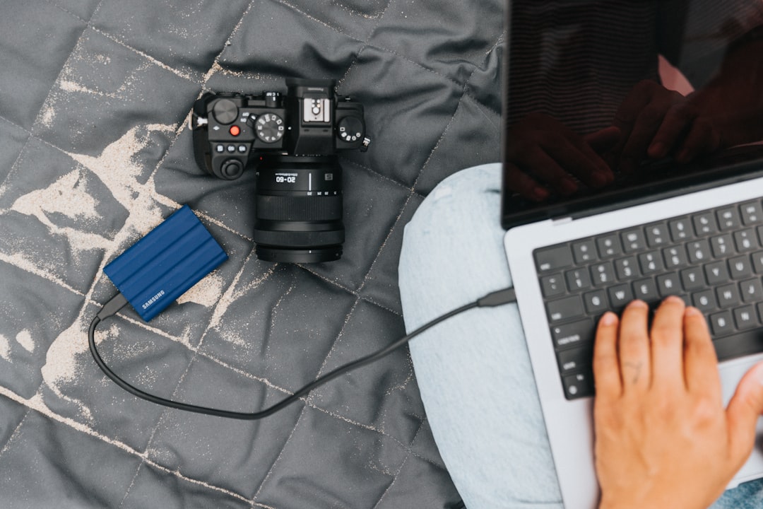 Smart Gadgets to Enhance Your Travel Experience on the Go